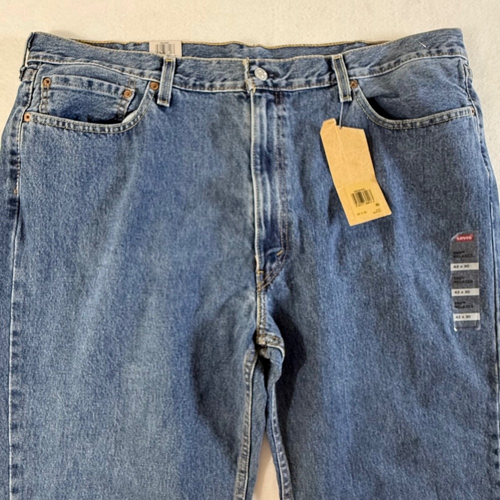 Levis 550 Relaxed Fit Jeans Mens 42x30 Tapered Leg Medium Wash Blue NEW